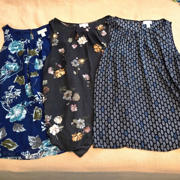 LOFT Tops - Lot of 3 loft sleveless Loft blouses